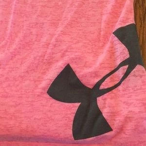 Under armour small fitted T-shirt